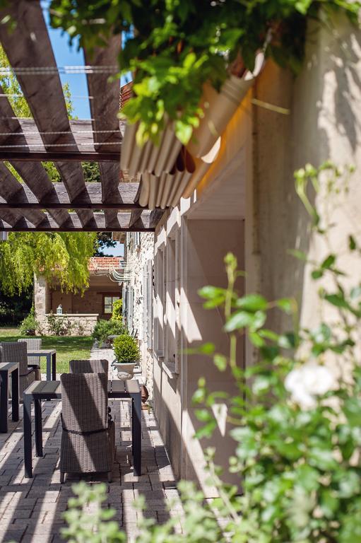 Bed and Breakfast Les Champs De Provence La Baume-de-Transit Exterior foto